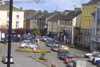 One Local Business Has An Absolutely Brilliant Response To The Person Who Stole Part Of Their Sign