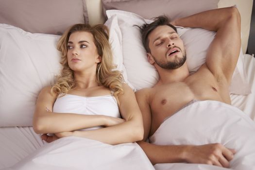 9 moves men think are foreplay that are NOT foreplay
