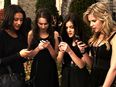 The Pretty Little Liars cast gave each other the cutest parting gifts