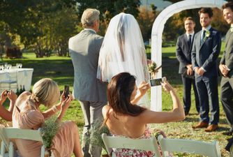 This Bride’s Picture is Going Viral For A Very Good Reason