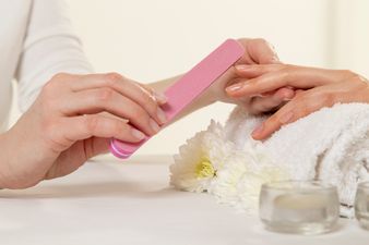 Woman claims her finger was cut at nail salon…and it may need to be amputated