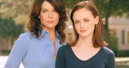 Could These Photos Prove Gilmore Girls Is Coming Back?
