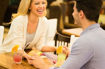 Revealed… The Best Foods to Eat Before a First Date