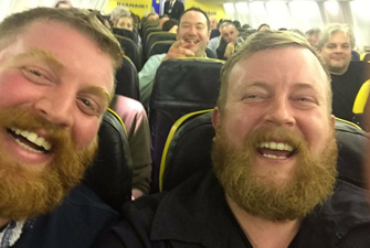 Man Meets An Identical Stranger On A Ryanair Flight And Twitter Is Going Crazy