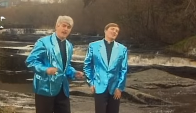 PICTURES: Two Irish Guys Have Recreated Scenes From The ‘My Lovely Horse’ Video