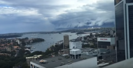 PICTURES: A Terrifying Looking “Cloud Tsunami” Has Gathered Off The Coast Of Bondi Beach In Sydney