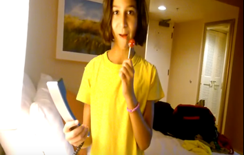 WATCH: This Girl Can’t Work Out How To Hang Up A Landline And We’re Officially Old