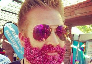 Men Are Putting Glitter In Their Beards And It’s Awesome