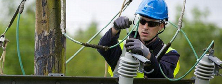 ESB Working Hard To Reconnect Thousands Of Homes That Have Been Left Without Power