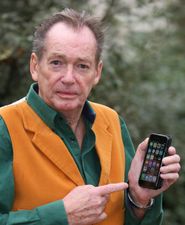 British Pensioner Successfully Sues Apple After Honeymoon Photos Wiped From Phone