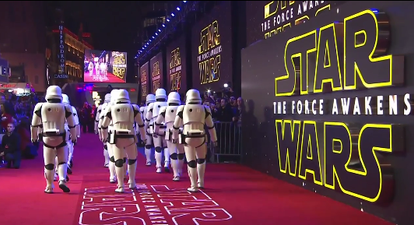 Carrie Fisher’s Dog Steals The Show At Star Wars Premiere