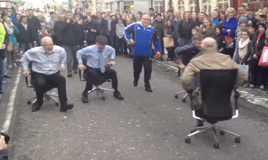 WATCH: This New Christmas Tradition In Kerry Is So Irish It Hurts