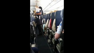 This Viral Post About A Flight Attendant Is The Cutest Thing Today