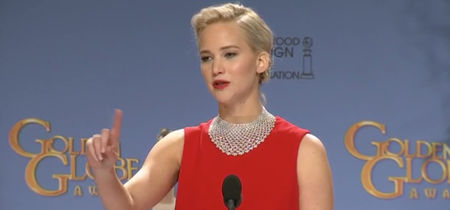 The Internet Responds To J-Law Interrupting A Reporter Using His Phone