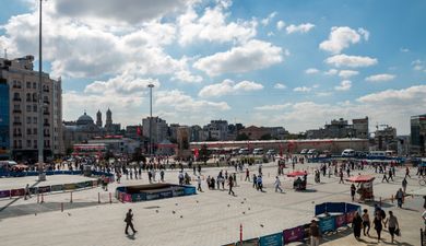 UPDATE: Suspected ISIS Suicide Bomber Kills At Least Ten People In Popular Turkey Tourist Spot