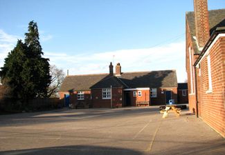 12 Things that happened during every yard time in school