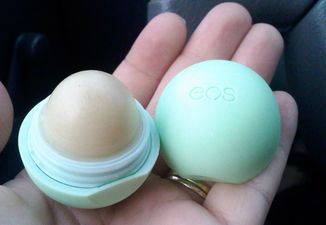 EOS Speaks Out After People Claim Lipbalm Results In Severe Blisters