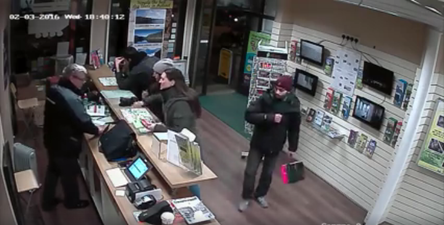 VIDEO: CCTV Footage Shows Man Stealing Phone From Dublin Tourist Office Last Night