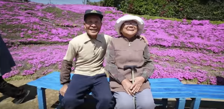 A Man Spent A Decade Building A Garden So His Blind Wife Could Smell The Flowers
