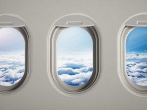 So This is Why Aeroplane Windows Are Round