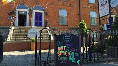 The Owner Of a Dublin Cafe Just Scalded Parents With Crying Babies On Facebook