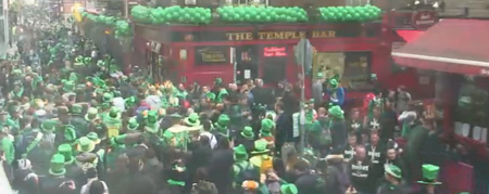 PICS: Temple Bar Is Packed Right Now With A Sea Of Green