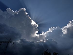 Enjoy The Sun While It Lasts – It’s About To Take a Turn For The Worse