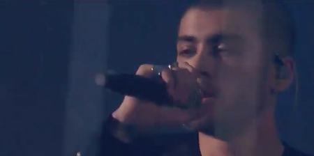 WATCH: Zayn Performs First Solo Awards Show Appearance