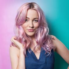 The ‘sunbun’ is the vibrant hairstyle that’s key for festival season