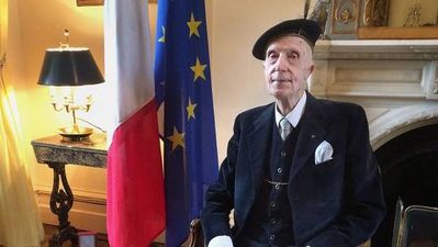 Castle Leslie owner Sir John Leslie has passed away