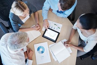 YIKES! The average time employees spend slagging off their boss every year is shocking