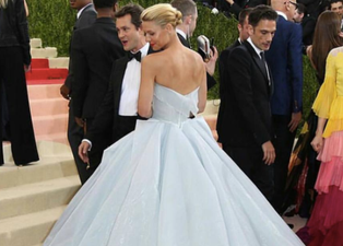 We’re obsessed with Claire Danes’ illuminating Met Gala dress