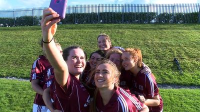 The Galway Women’s football team are giving up their smartphones for a WHOLE MONTH