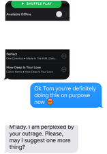 Leaked texts between Taylor Swift and Tom Hiddleston emerge