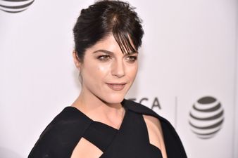Actress Selma Blair removed from plane for outburst