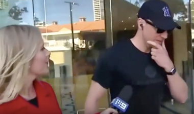 Tom Hiddleston gave the most awkward answer when asked about Taylor Swift