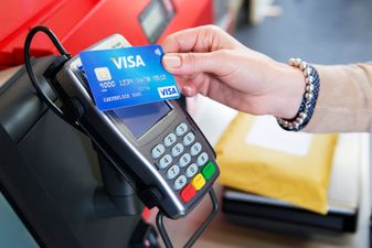 Here’s why you should never hand your card over when paying contactless