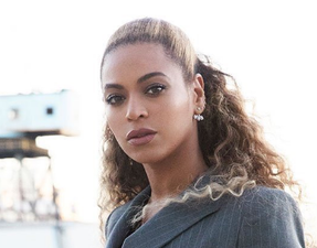 Beyoncé’s latest outfit has caused the internet to lose the head