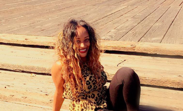 Teacher comes under fire for the “inappropriate” clothes she wears to school