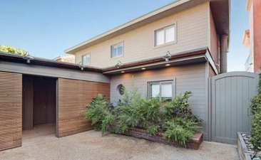 Property Porn: Leonardo DiCaprio’s Malibu house is up for sale