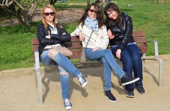 There’s something very strange about the latest photo to break the internet