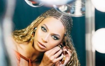 Beyoncé’s latest beaded outfit is guaranteed to make your jaw drop