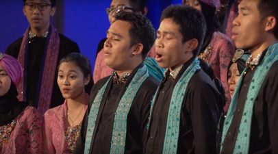 42 Indonesians have just performed an Irish lullaby like you’ve never heard before