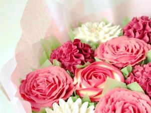 There’s a new edible bouquet trend and we want a bunch