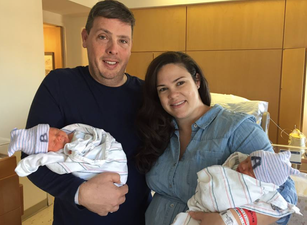 These twin babies are both older than each other and it’s confusing the internet