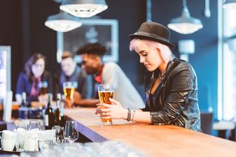 A story of how a bartender prevented a woman from being sexual assaulted is going massively viral