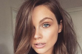 This TV presenter’s sheer lace wedding gown is getting a lot of love