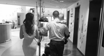Photo of newlyweds carrying their son is absolutely heartbreaking