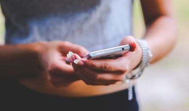 WhatsApp has a new security feature (and you should activate it immediately)