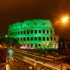 A total of 278 landmarks in 44 countries: the day the world turned green
